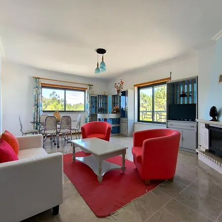 Apartment Nazare's House *